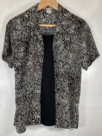 Notations Shortsleeve Blouse - Picture 1 of 4